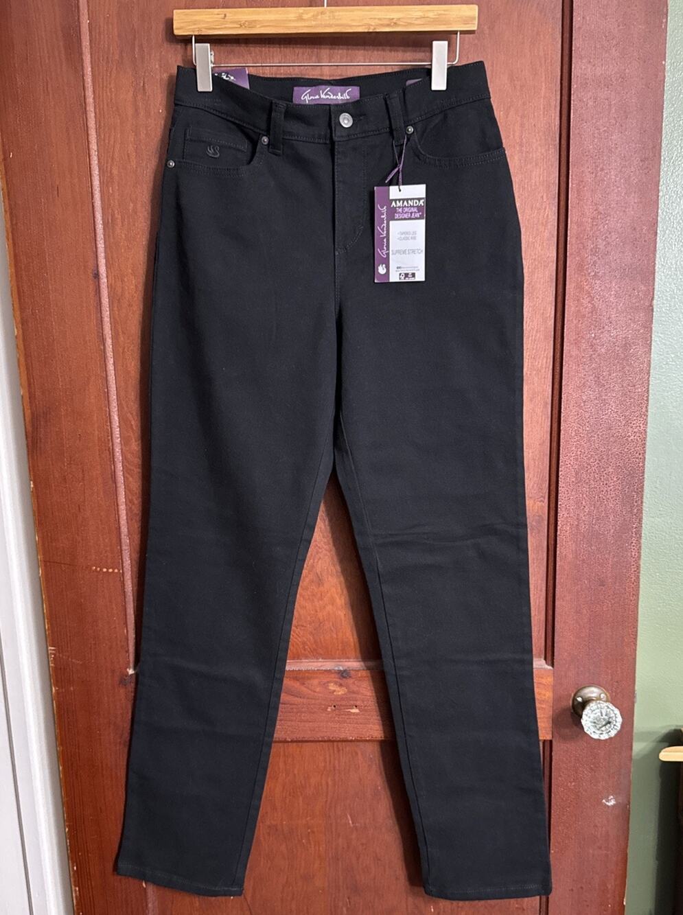 NWT Gloria Vanderbilt Amanda Jeans Sz 4 Black Tapered Leg Classic Rise Stretch